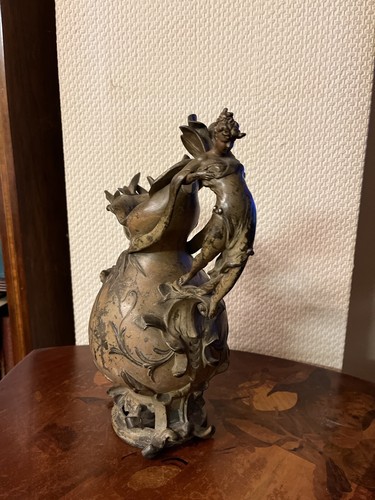 Art nouveau bronze figur vase - bronze, figur/vase
