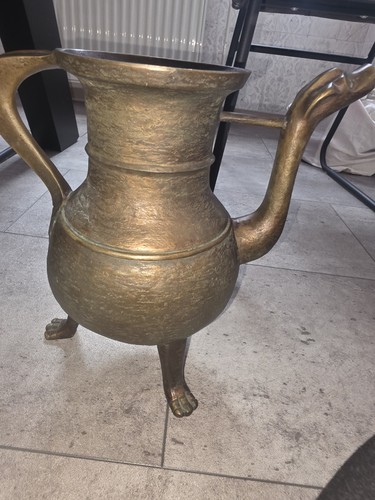 Stegkanne aus bronze - stegkanne,
