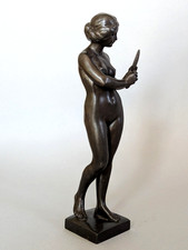 Jugendstil-Plastik: Akt mit