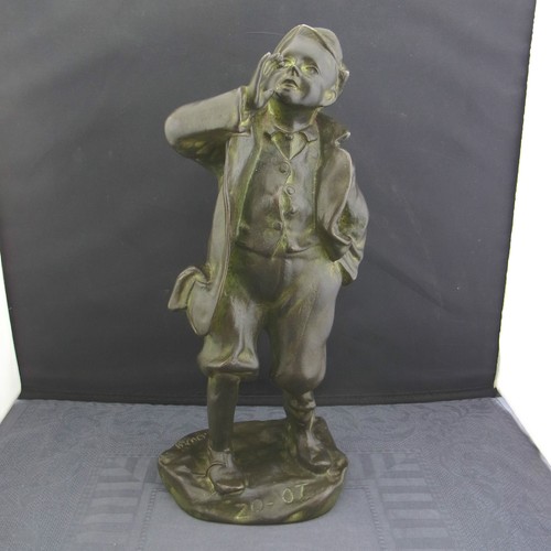 Schöne alte bronzefigur junge - alte,