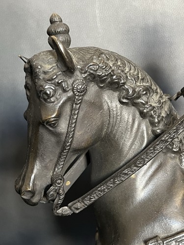 Antike bronze statue - bronze,